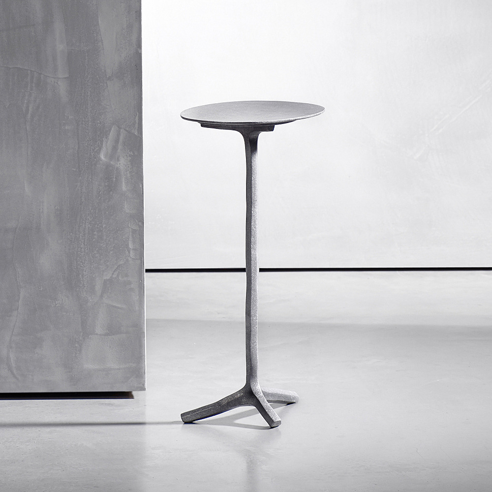 KLINK SIDE TABLE｜ピート・ブーン｜コンフォートQ｜阪急百貨店の