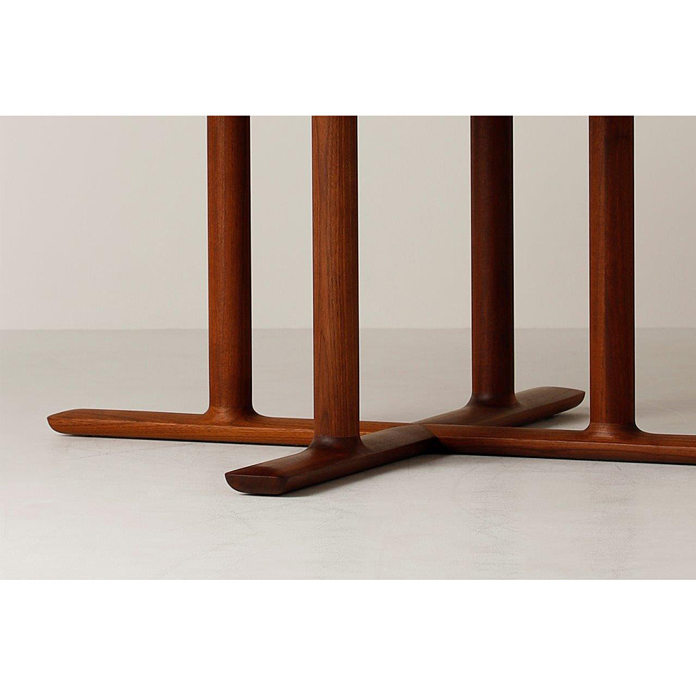 CHORUS DINING TABLE ROUND｜日進木工｜コンフォートQ｜阪急百貨店の