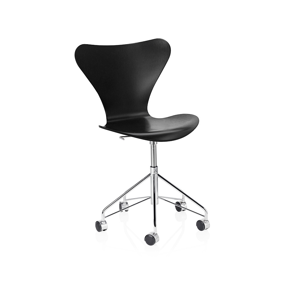 SERIES 7 CHAIR 3117｜フリッツ・ハンセン｜コンフォートQ｜阪急百貨店