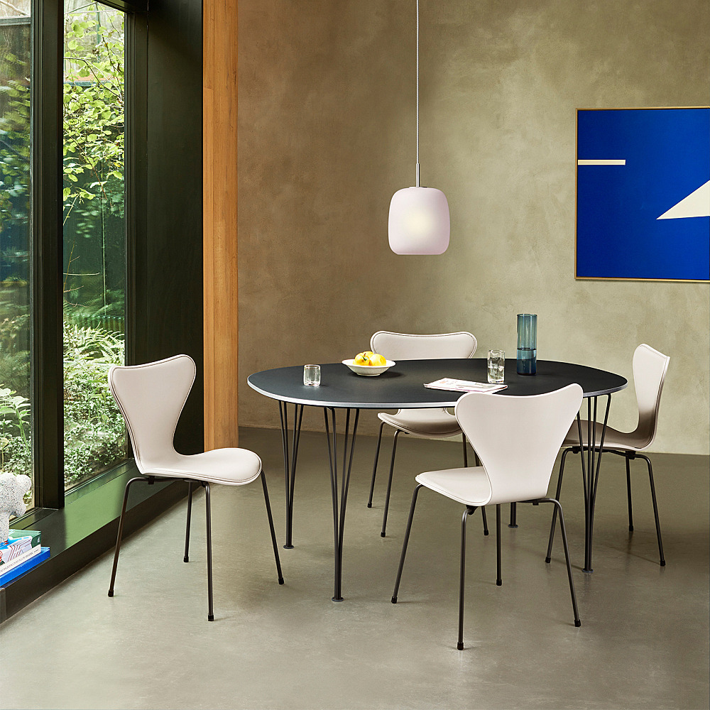 SERIES 7 CHAIR 3107｜フリッツ・ハンセン｜コンフォートQ｜阪急百貨店