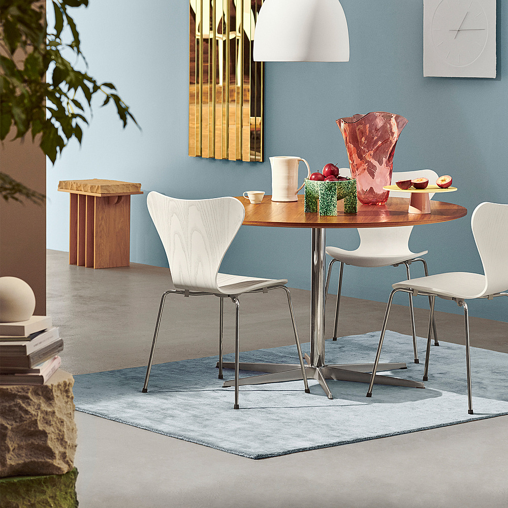 SERIES 7 CHAIR 3107｜フリッツ・ハンセン｜コンフォートQ｜阪急百貨店