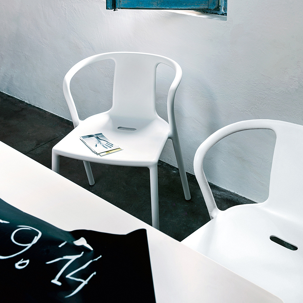 MAGIS マジス Air Arm Chair エアアームチェア ホワイト MAGIS(マジス) Air-Arm Chair(エアアームチェア) – FELICE.ONLINE