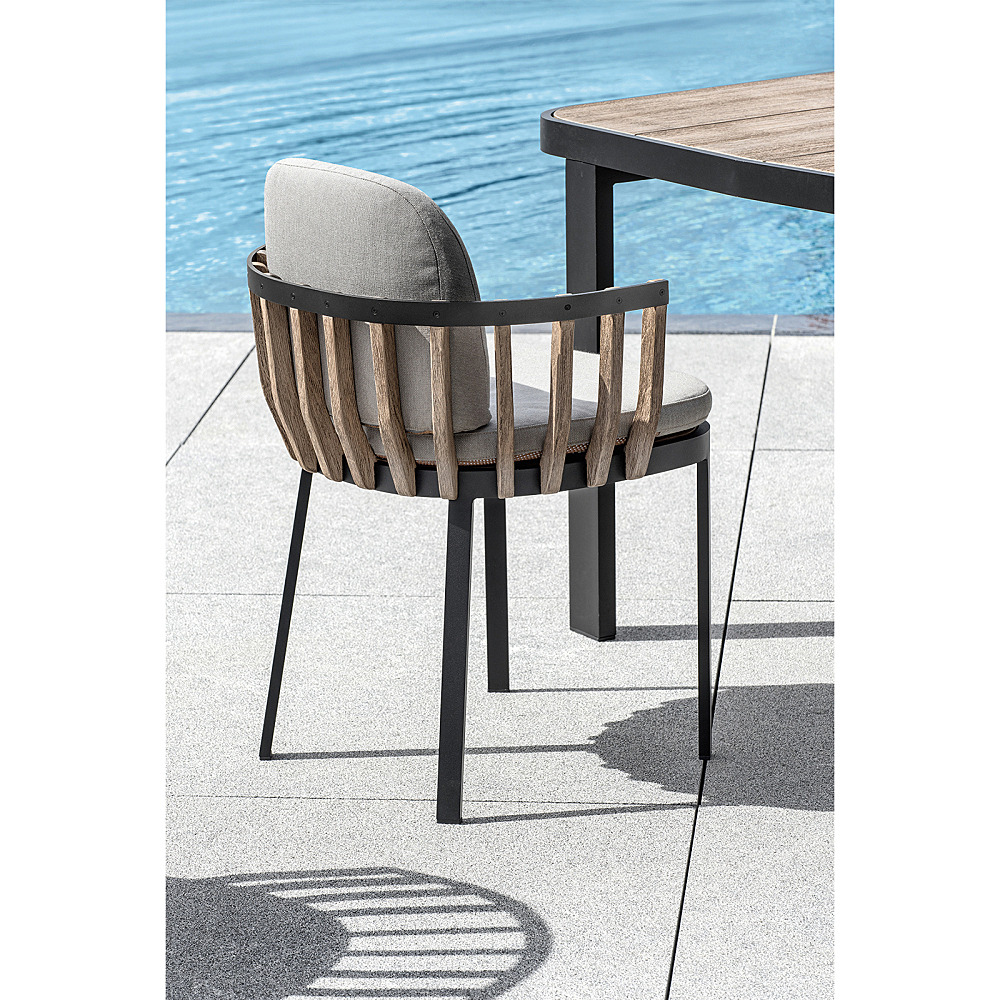 SWING DINING ARMCHAIR｜エシモ｜コンフォートQ｜阪急百貨店の