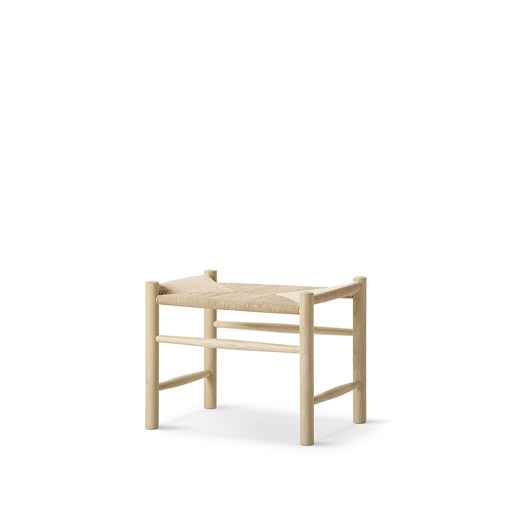 WEGNER J16 STOOL｜フレデリシア｜コンフォートQ｜阪急百貨店の