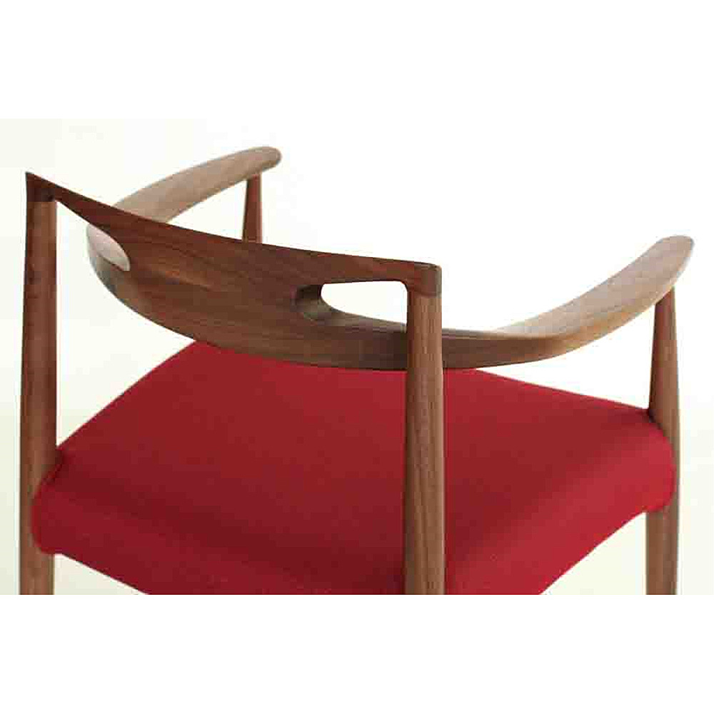 RADIUS A CHAIR｜起立木工｜コンフォートQ｜阪急百貨店のインテリア