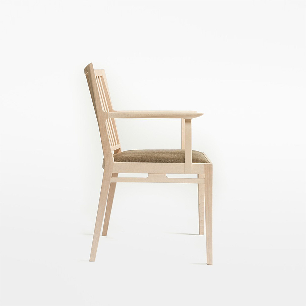 SAKURA SAKURA ARM CHAIR｜タイム アンド スタイル｜コンフォートQ