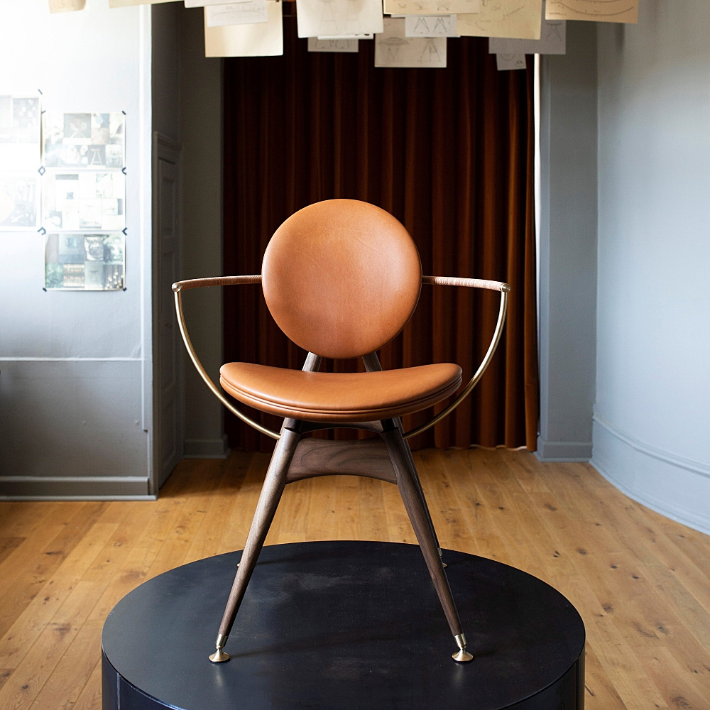 CIRCLE DINING CHAIR with armrest|オーバーガード CIRCLE DINING CHAIR with armrest|オーバーガード