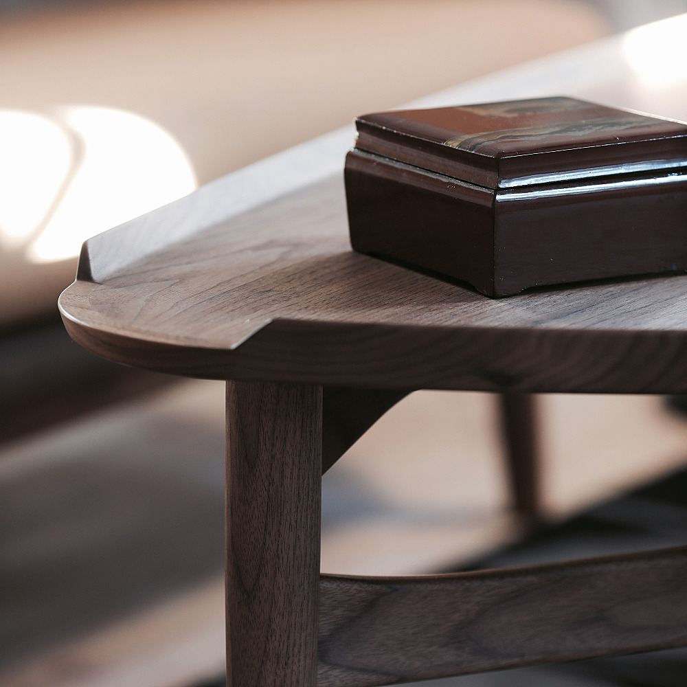 COCKTAIL TABLE｜ハウス・オブ・フィンユール｜コンフォートQ｜阪急