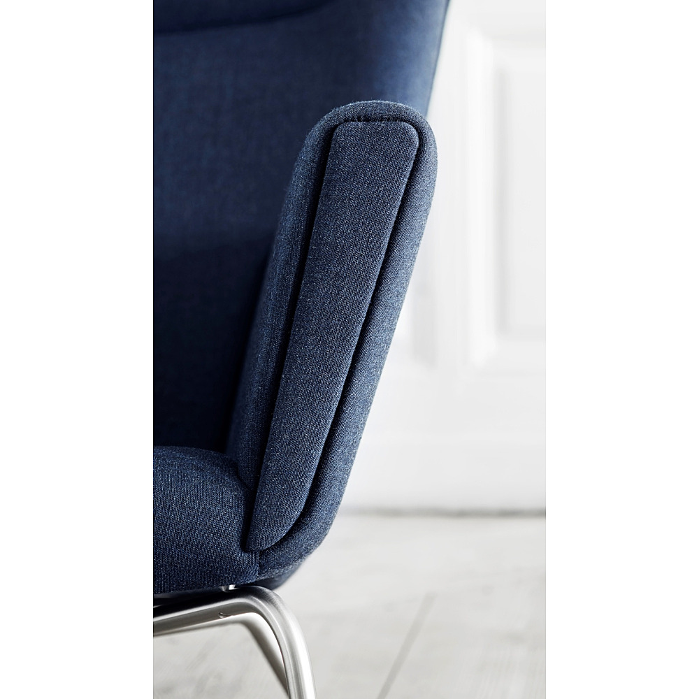 CH445 WING CHAIR｜カール・ハンセン＆サン｜コンフォートQ｜阪急