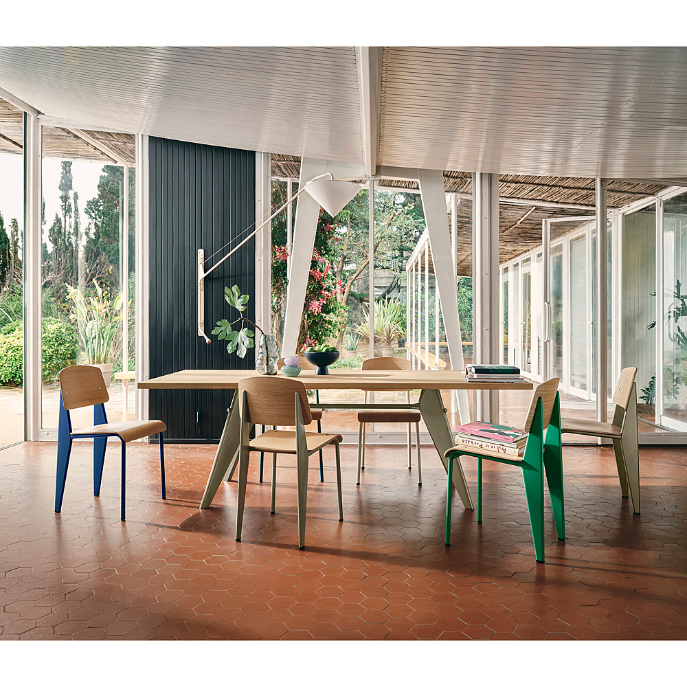 STANDARD｜ヴィトラ｜コンフォートQ｜阪急百貨店のインテリアショップ