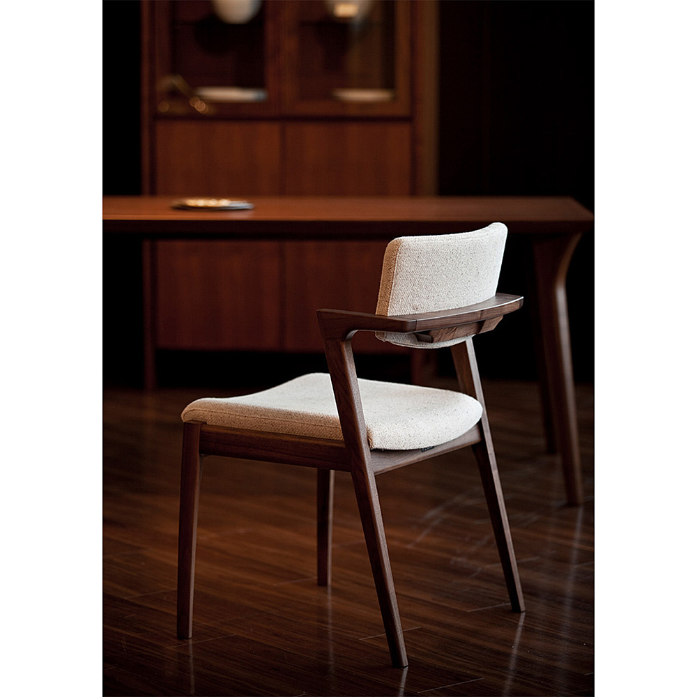 KOTI ARMLESS CHAIR UPHOLSTERED｜冨士ファニチア｜コンフォートQ