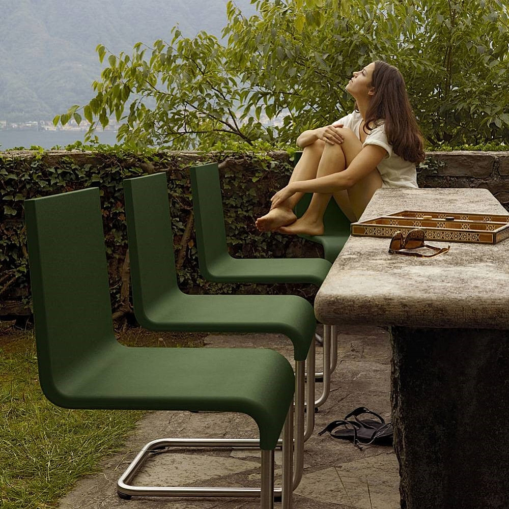 ヴィトラ vitra 廃盤カラー　赤　レンガ色 05｜ヴィトラ｜コンフォートQ｜阪急百貨店のインテリアショップ