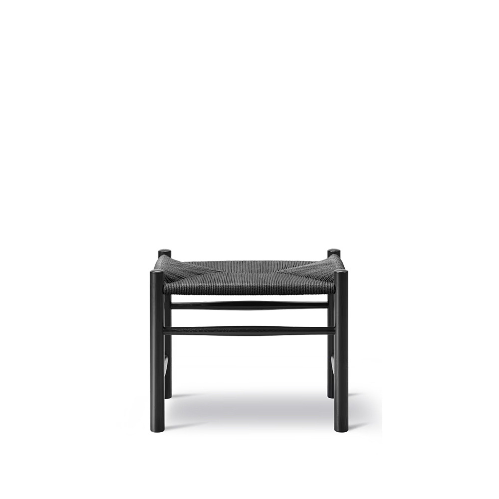 WEGNER J16 STOOL｜フレデリシア｜コンフォートQ｜阪急百貨店の