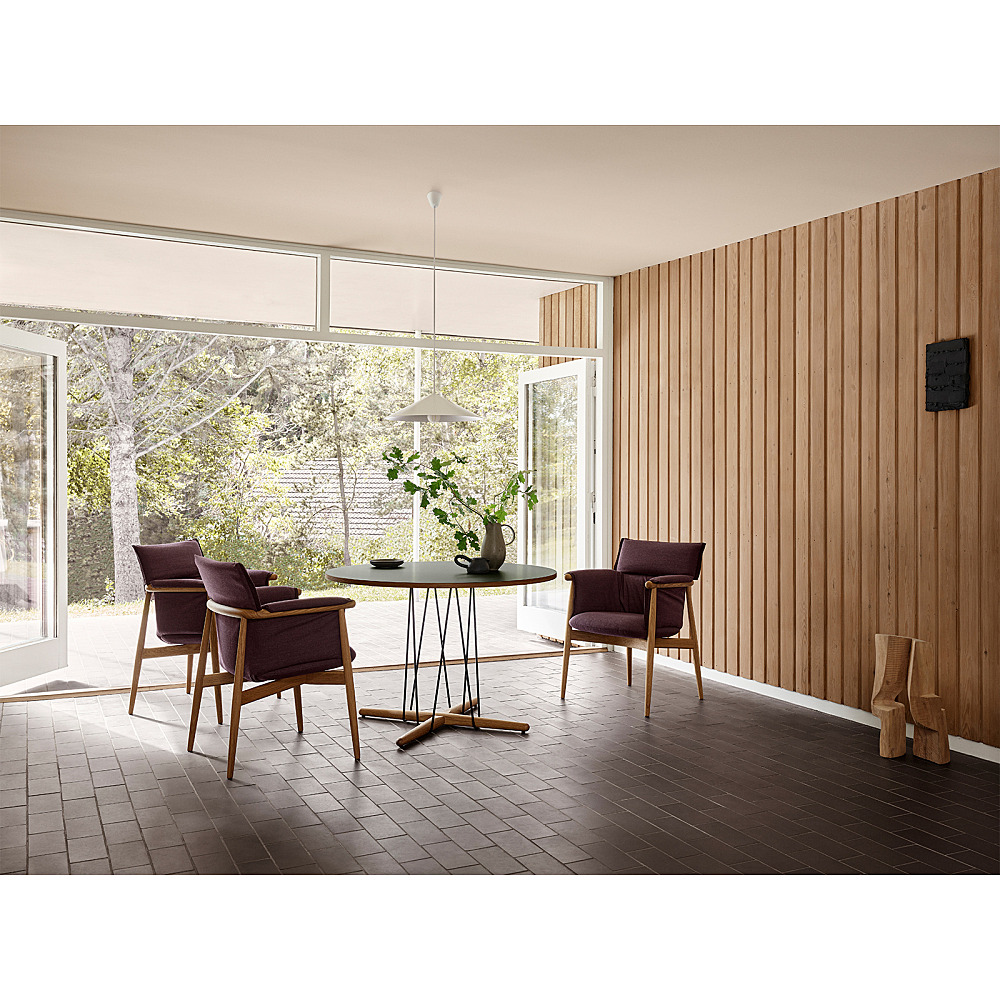 E005 EMBRACE ARMCHAIR｜カール・ハンセン＆サン｜コンフォートQ｜阪急