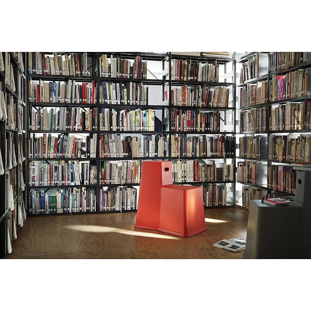 STOOL-TOOL｜ヴィトラ｜コンフォートQ｜阪急百貨店のインテリアショップ