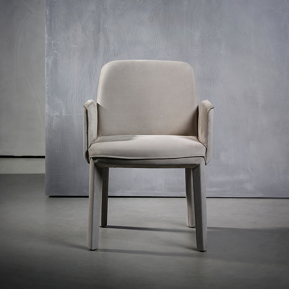 MINNE DINING ARMCHAIR｜ピート・ブーン｜コンフォートQ｜阪急百貨店の