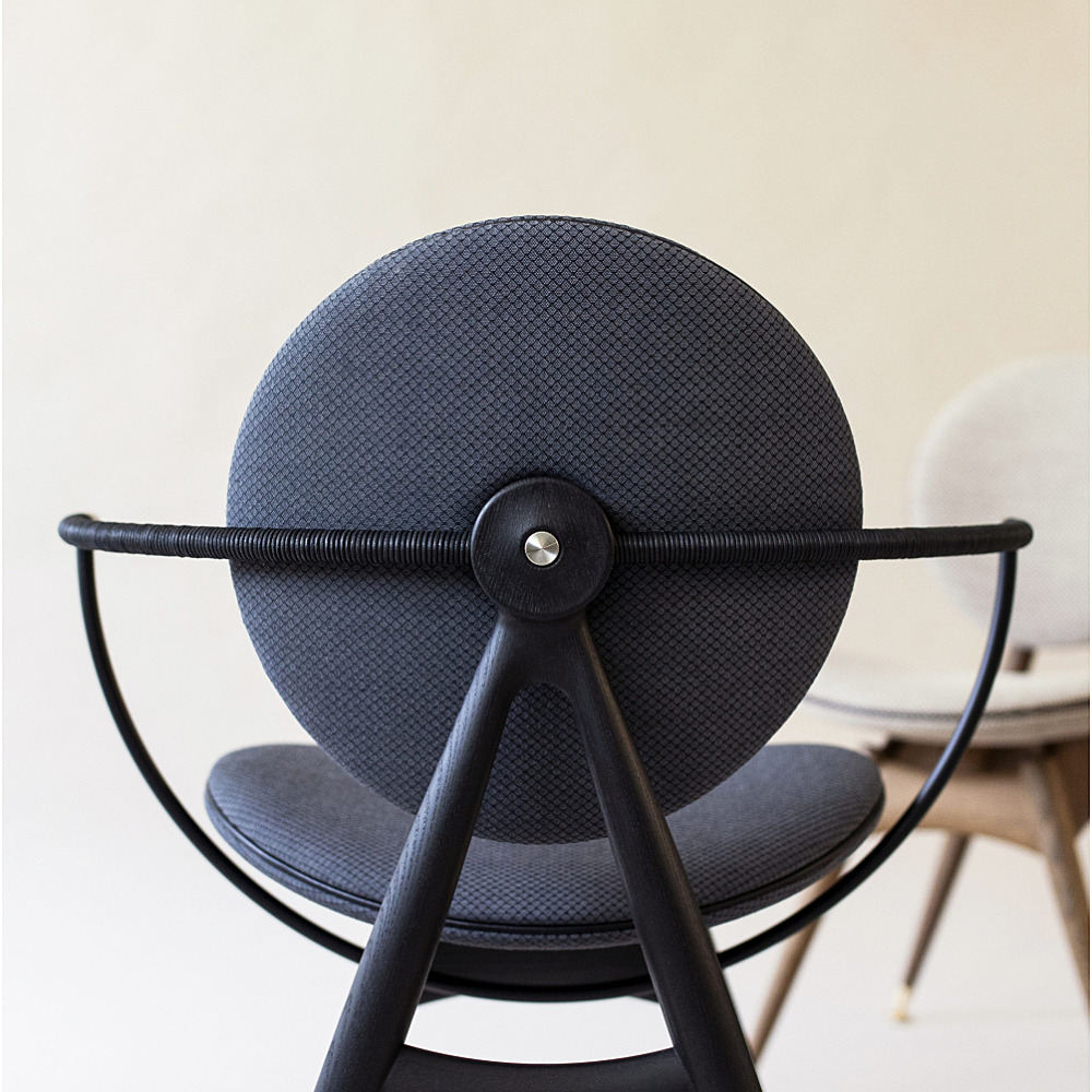 CIRCLE DINING CHAIR with armrest|オーバーガード CIRCLE DINING CHAIR with armrest|オーバーガード