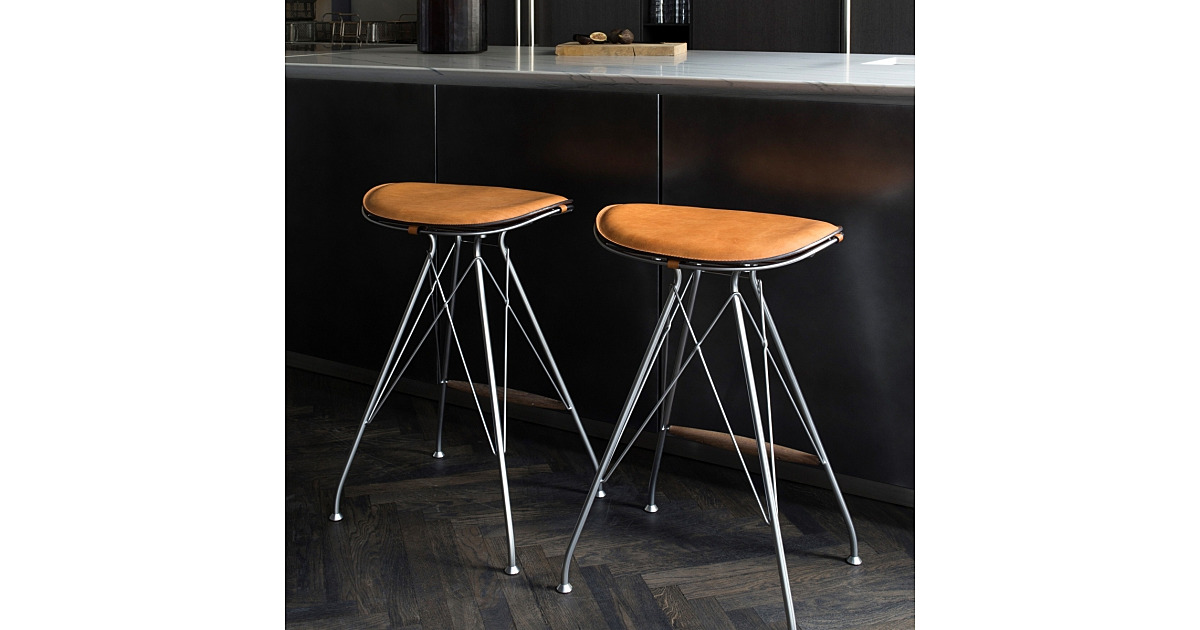 WIRE BAR STOOL LOW｜オーバーガード & ディルマン