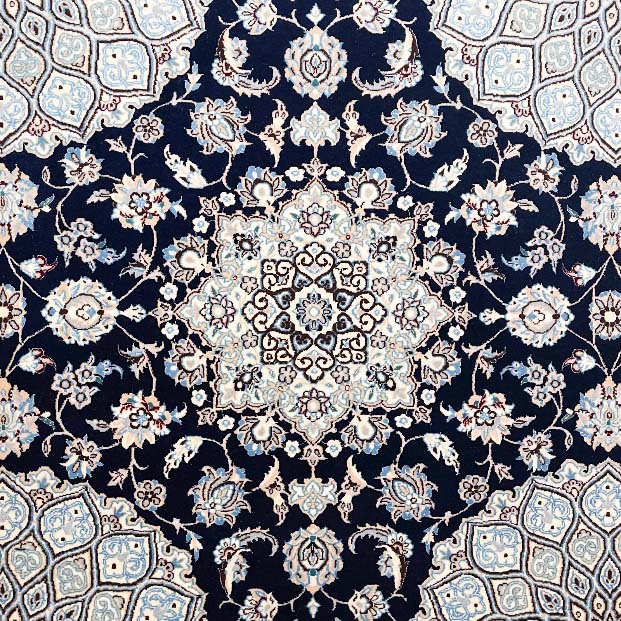 ペルシャ絨毯の5大産地《Nainナイン》日本でも人気の高いナイン産の絨毯