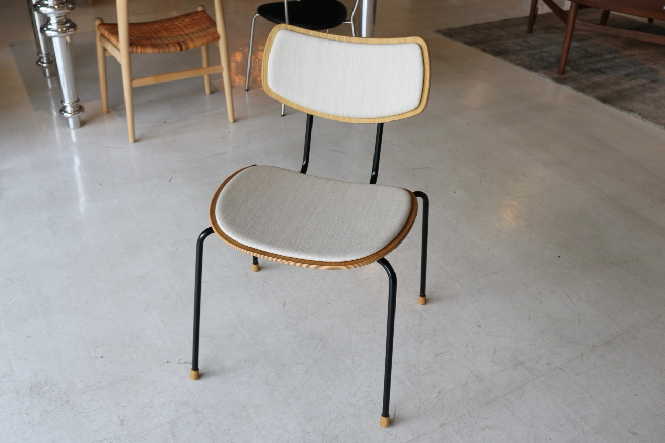 ヴェガチェア_VLA26P_vegachair_ヴィルヘルムテオドアラウリッツェン　北欧家具_nordicfurniture_北欧チェア_nordicchair　ダイニングチェア_diningchair