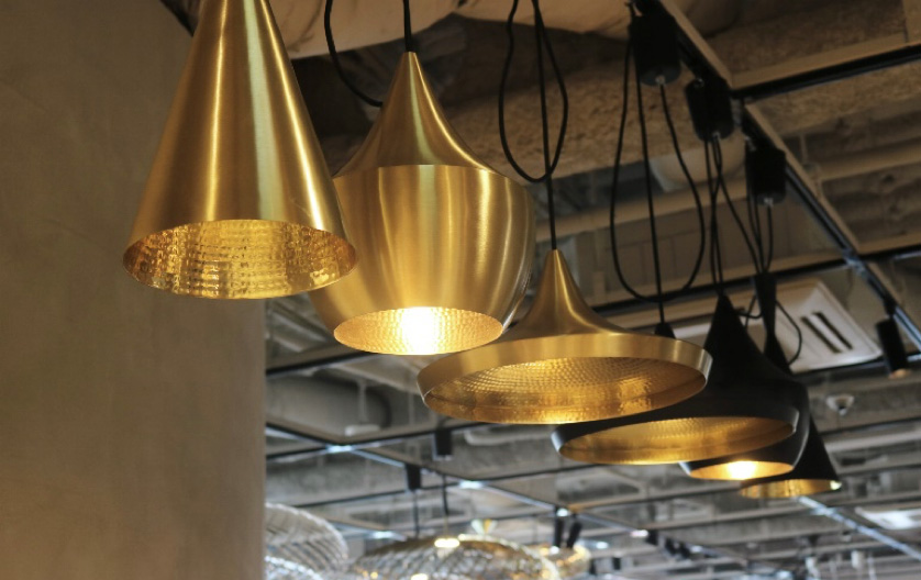 トムディクソン_tomdixon_トムディクソン東京_tomdixontokyo　ビートトールペンダント_beattallpendant_ビートファットペンダント_beatfatpendant_ビートフラットペンダント_beatflatpendant　ペンダントランプ_pendantlamp_真鍮_brass